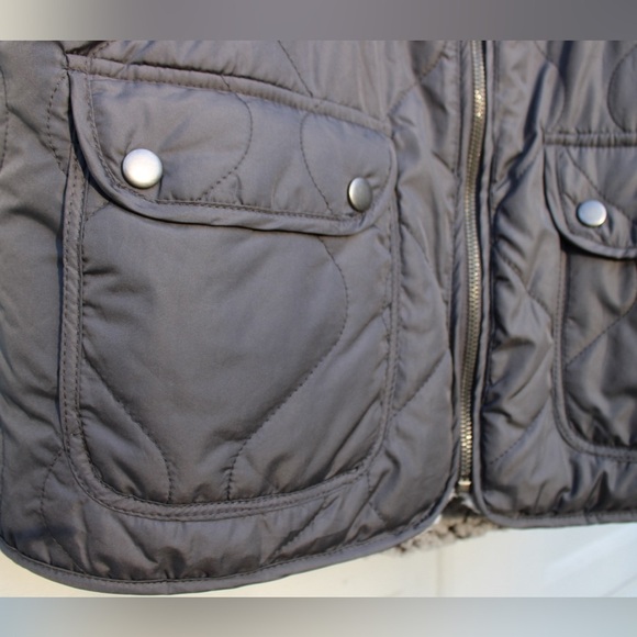 NWT Thread and Supply Large Gray Vest - Picture 3 of 9